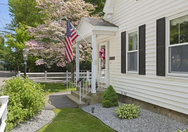 3rd image of 68 High Street, Whitinsville, MA 01588 | MLS# 73533536