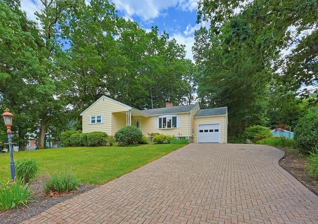 Homes for sale in Wilmington, MA | 37 Park St, Wilmington, MA 01887 | MLS# 73542420