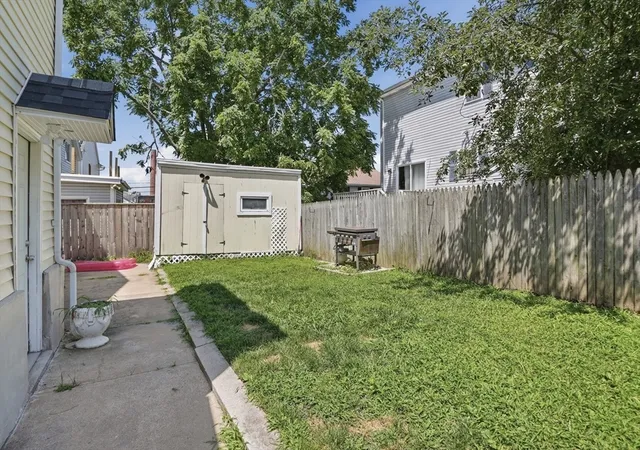 4th image of 22 Sachem St, Fall River, MA 02724 | MLS# 73556827