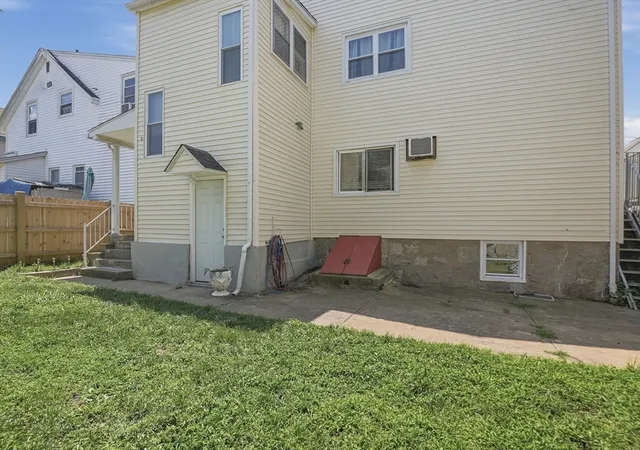 5th image of 22 Sachem St, Fall River, MA 02724 | MLS# 73556827