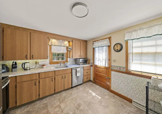 Photo 3 of Sale Pending at 36 Concord St, Brockton, MA 02302 | MLS# 73567796 | Listing updated on 2026-09-15