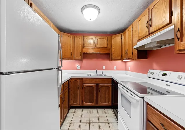 Homes for sale in Barnstable, MA | 9 Pleasant Park Ave #2I, Barnstable, MA 02601 | MLS# 73536931