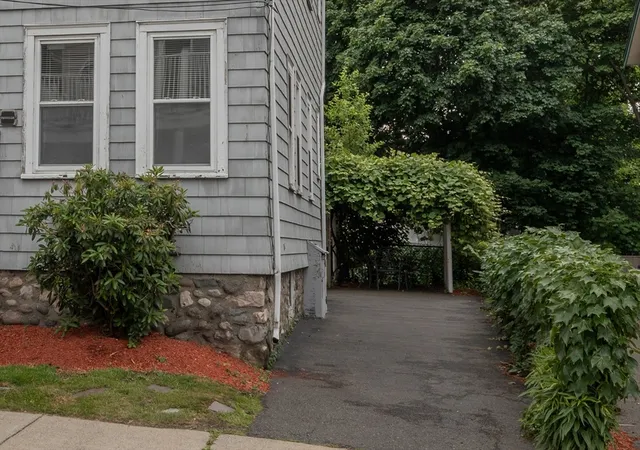 Homes for sale in Winthrop, MA | 153 Locust St, Winthrop, MA 02152 | MLS# 73539167