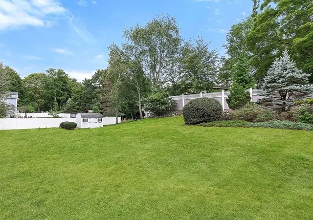 Photo 3 of Mansion for sale at 7 Hutchinson Rd, Winchester, MA 01890 | MLS# 73561703 | Listing updated on 2026-09-03