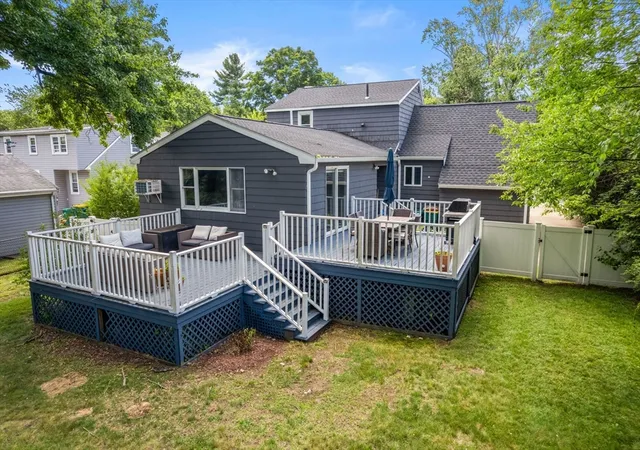 Homes for sale in Norwood, MA | 18 Margaret St, Norwood, MA 02062 | MLS# 73545421