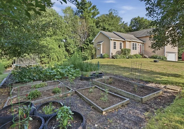 3rd image of 251 Pleasantdale Road, Rutland, MA 01543 | MLS# 73558481