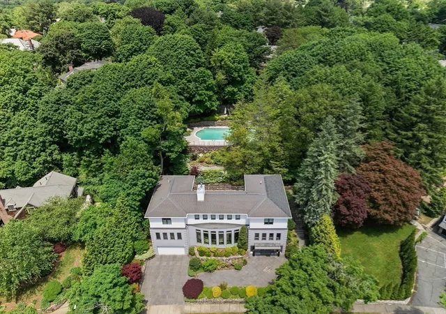 29th image of 17 Edge Hill Rd, Chestnut Hill, MA 02467 | MLS# 73524035