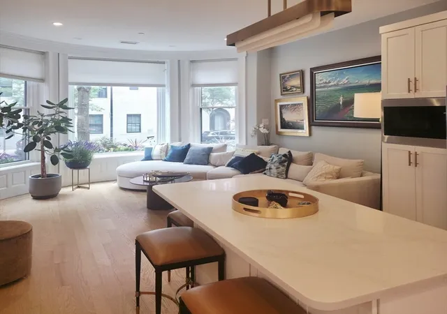 4th image of 25 Bay State Rd, Boston, MA 02215