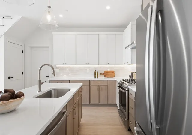 5th image of 28 Geneva St, Boston, MA 02128