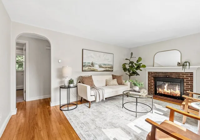 4th image of 51 Pine Hill Rd, Ashland, MA 01721 | MLS# 73562935