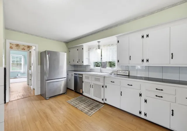 Photo 2 of Single family home for sale at 63 Goodwin St, Springfield, MA 01151 | MLS# 73569299 | Listing updated on 2026-09-05