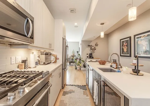 3rd image of 488 Dorchester Ave #3I, Boston, MA 02127 | MLS# 73506164