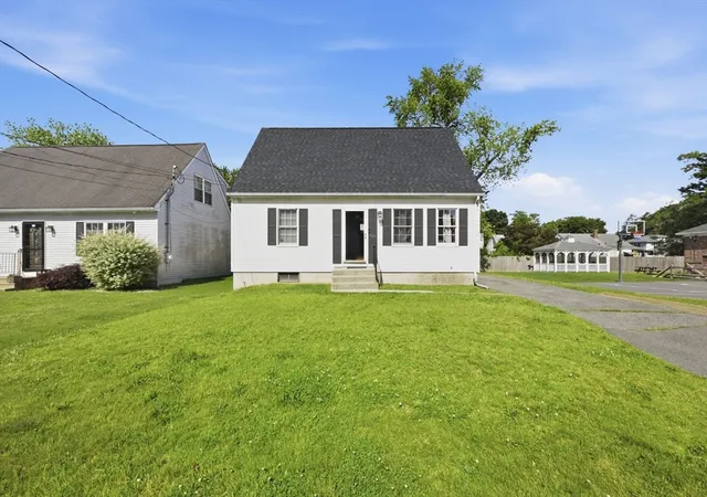 Photo 1 of Single family home for sale at 164 Arnold Ave, Springfield, MA 01119 | MLS# 73532414 | Listing updated on 2026-07-26