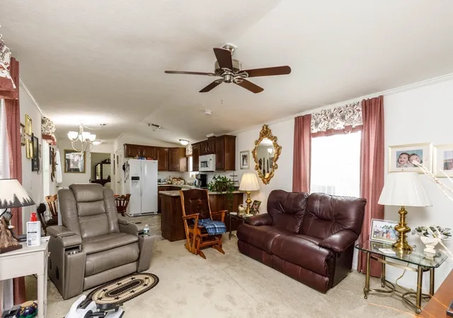 5th image of 556 Central Street #11, Leominster, MA 01453 | MLS# 73492851