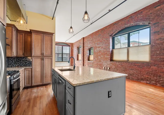 Photo 4 of Condo for sale at 172-178 Green St #2, Jamaica Plain, MA 02130 | MLS# 73532656 | Listing updated on 2026-06-13