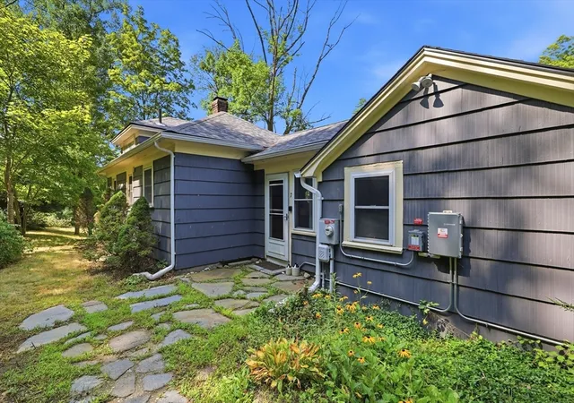 3rd image of 7 Depot Rd, Haydenville, MA 01039 | MLS# 73562537