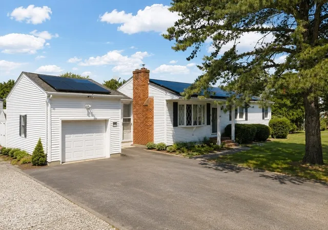 Photo 1 of Single family home for sale at 748 Warren Ave, Swansea, MA 02777 | MLS# 73556395 | Listing updated on 2026-09-08