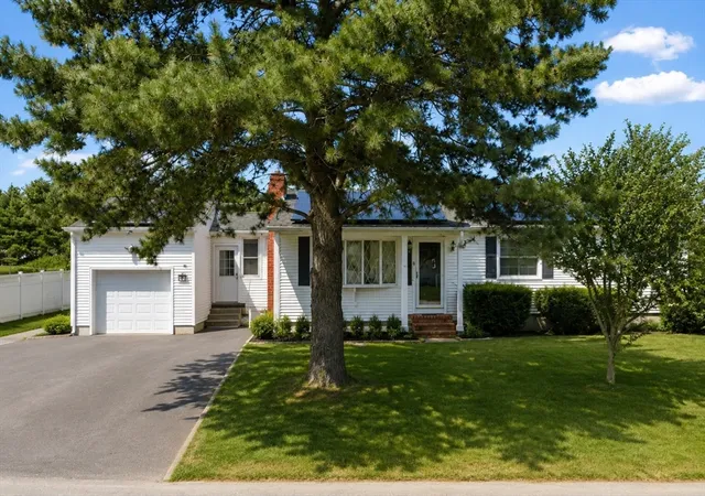 Photo 2 of Single family home for sale at 748 Warren Ave, Swansea, MA 02777 | MLS# 73556395 | Listing updated on 2026-09-08