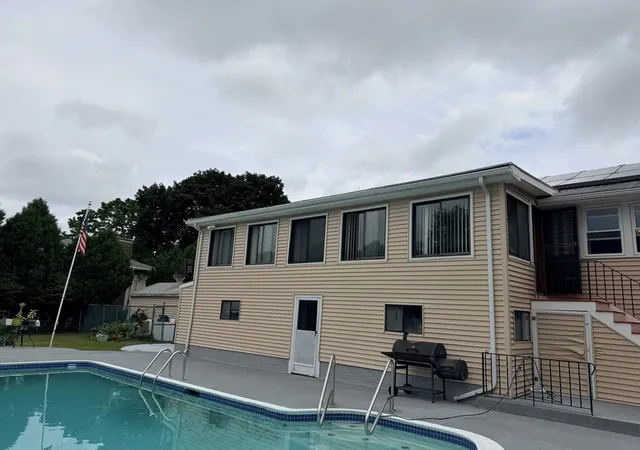 2nd image of 17 Valley Rd, Stoneham, MA 02180 | MLS# 73566048