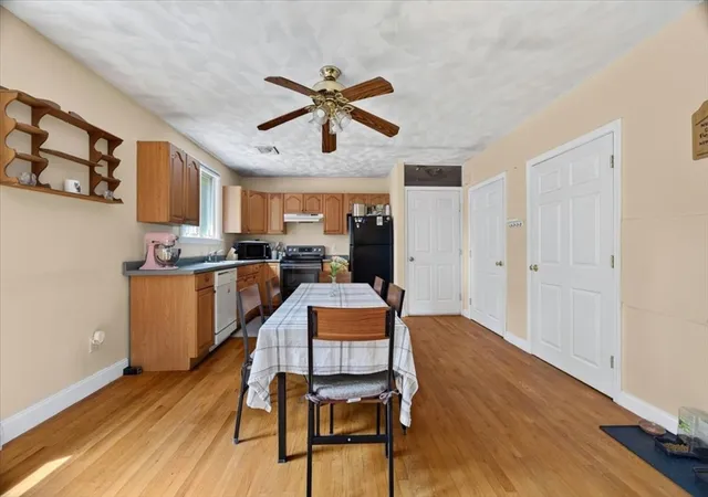 4th image of 52 Boyle Rd, Brockton, MA 02302 | MLS# 73559510