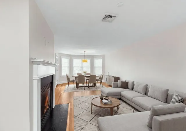 Listing Photo 5 - Condo for sale in building located at 91 Front St, Scituate, MA 02066 - Unit #106