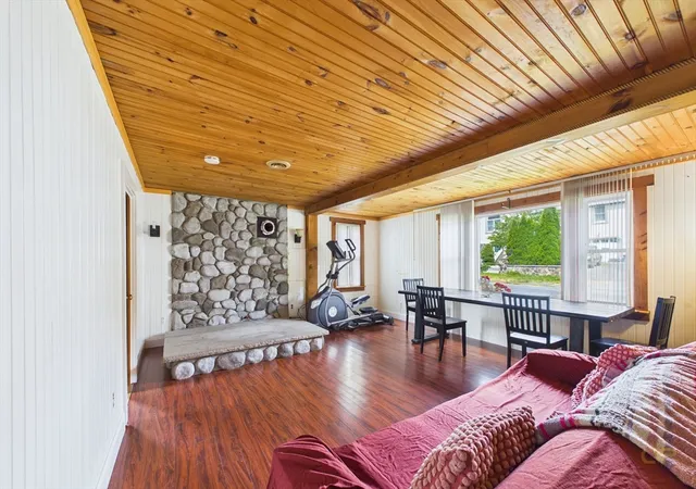 Photo 4 of Single family home for sale at 7 Wayne St, Fairhaven, MA 02719 | MLS# 73538570 | Listing updated on 2026-08-24