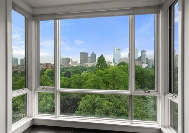 3rd image of The Carlton House, Boston, MA 02116
