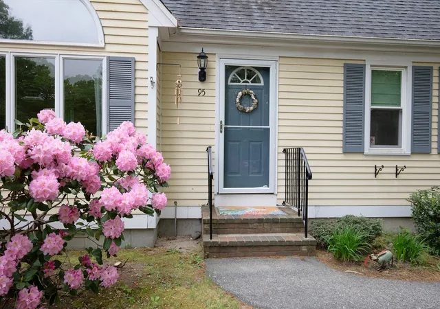 Homes for sale in East Falmouth, MA | 95 Rockville Ave, East Falmouth, MA 02536 | MLS# 73547710