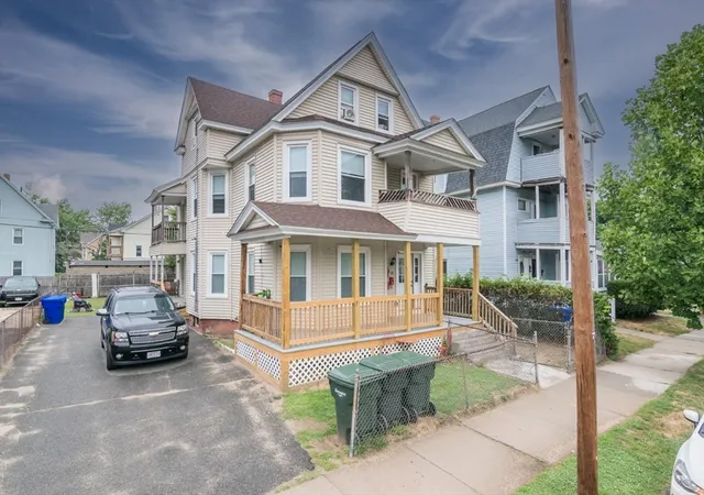 1st image of 10 Revere St, Springfield, MA 01108 | MLS# 73554747