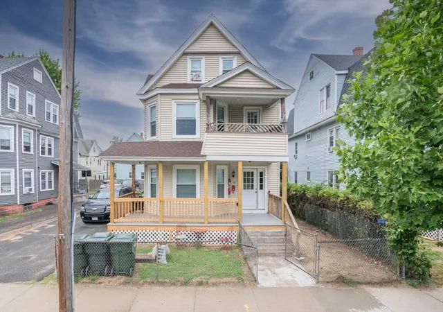 2nd image of 10 Revere St, Springfield, MA 01108 | MLS# 73554747