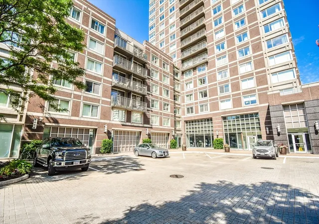 2nd image of 8 12 Museum Way #1425, Cambridge, MA 02141 | MLS# 73551636