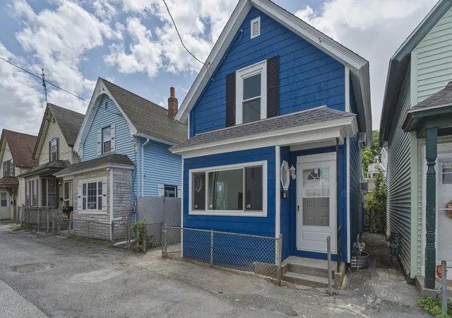 2nd image of 12 L St, Lowell, MA 01850 | MLS# 73561827