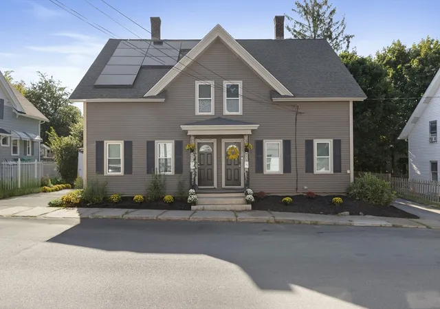 Photo 3 of Sale Pending at 3 Oak St #3, Whitinsville, MA 01588 | MLS# 73566499 | Listing updated on 2026-09-20