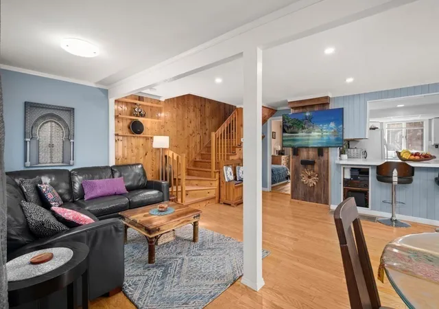 Photo 4 of Single family home for sale at 25 Ledge St, Melrose, MA 02176 | MLS# 73550671 | Listing updated on 2026-09-13