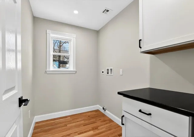 33rd image of 1 Goddard Dr, Nahant, MA 01908 | MLS# 73473681