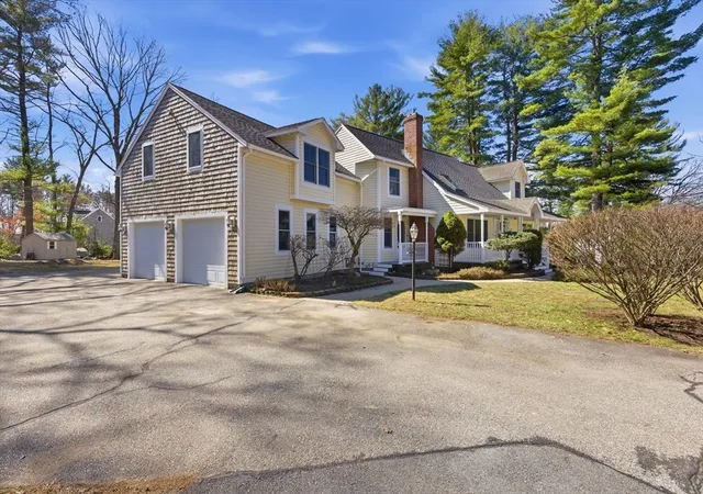 Homes for sale in North Reading, MA | 15 Nichols Street, North Reading, MA 01864 | MLS# 73498980