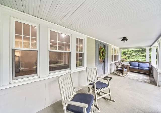 3rd image of 276 Plain St, Stoughton, MA 02072 | MLS# 73558806
