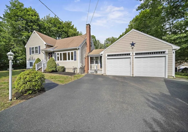 Homes for sale in Braintree, MA | 590 Liberty St, Braintree, MA 02184 | MLS# 73536990