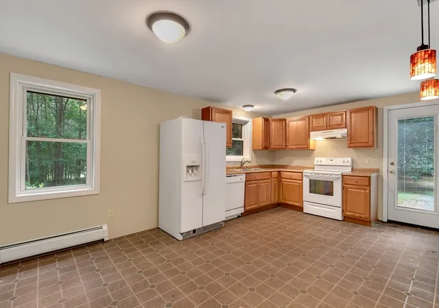 Photo 3 of Single family home for sale at 125 Drew Blvd, Orange, MA 01364 | MLS# 73565538 | Listing updated on 2026-08-28