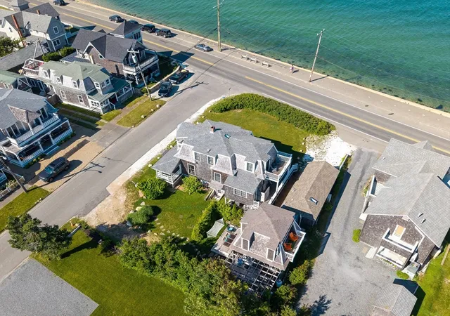 2nd image of 4 Canonicus Ave, Oak Bluffs, MA 02557 | MLS# 73472922