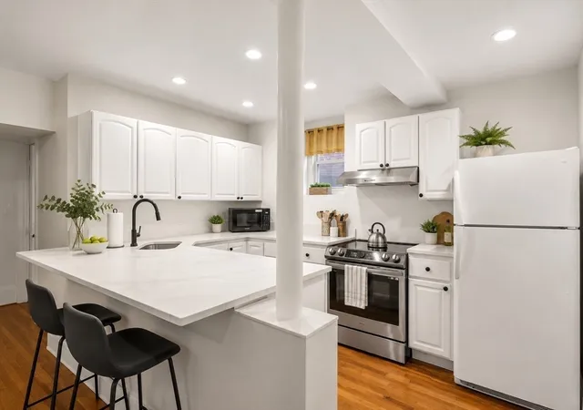 4th image of 16 Garrison Road #7A, Brookline, MA 02445 | MLS# 73557434