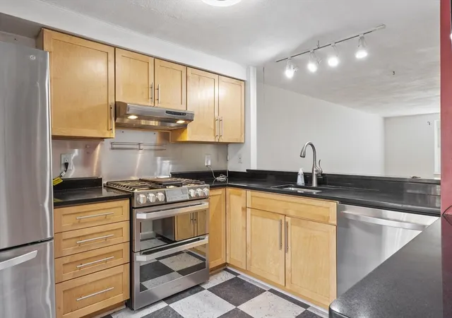 2nd image of 111 Brigham St #11B, Hudson, MA 01749 | MLS# 73558208