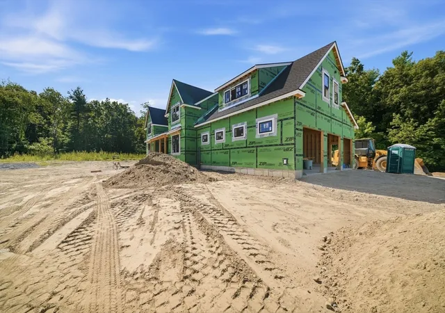 Photo 4 of Single family home for sale at 303 Harwood Ave, Littleton, MA 01460 | MLS# 73508914 | Listing updated on 2026-08-21