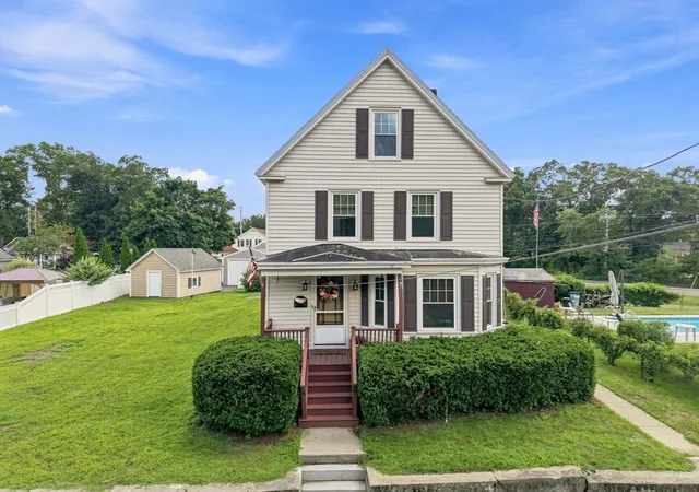 2nd image of 15 Hampstead St, Lowell, MA 01852 | MLS# 73564396