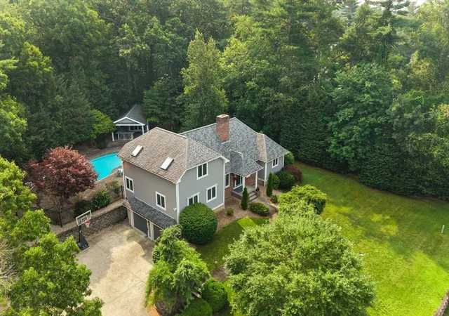 2nd image of 23 Ashley Ln, Acushnet, MA 02743 | MLS# 73553299