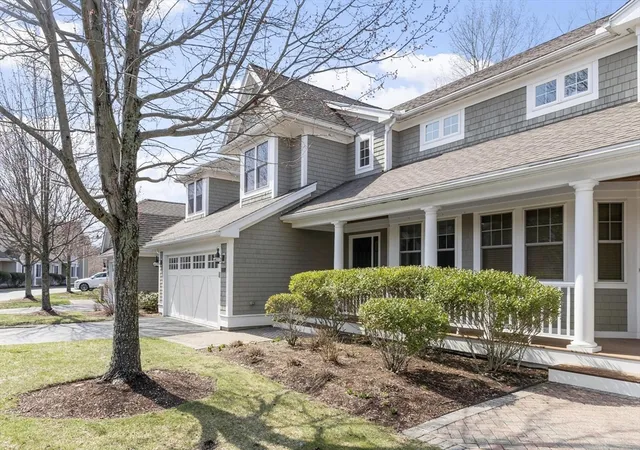 Homes for sale in Burlington, MA | 42 Seven Springs Ln #C, Burlington, MA 01803 | MLS# 73497646
