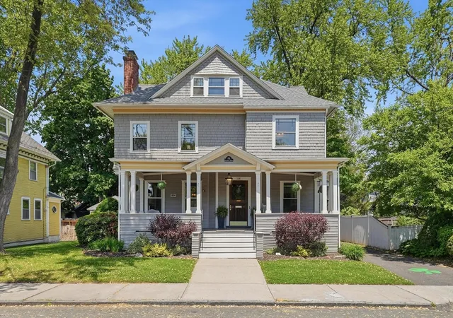 Homes for sale in Springfield, MA | 114 Maplewood Ter, Springfield, MA 01108 | MLS# 73521619