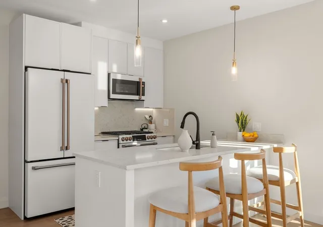 5th image of 100 Lincoln Street #304, Brighton, MA 02135 | MLS# 73546554