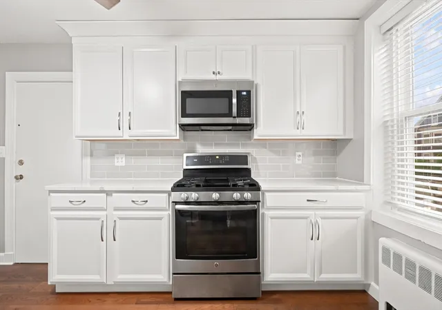 3rd image of 30 Ocean St, Lynn, MA 01902