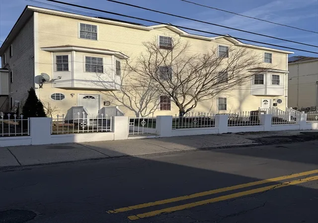Homes for sale in Lawrence, MA | 545 Hampshire St #545, Lawrence, MA 01841 | MLS# 73493620